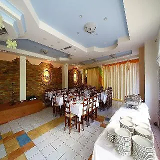 Bintzan Ξενοδοχείο 3*