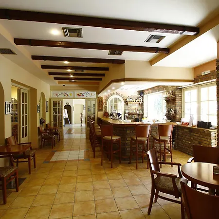 Bintzan Ξενοδοχείο
