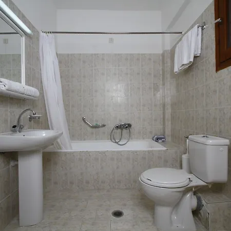 Bintzan Hotel 3*