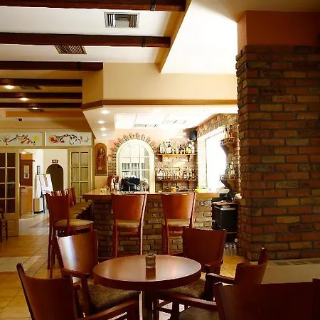 Bintzan Hotel 3*