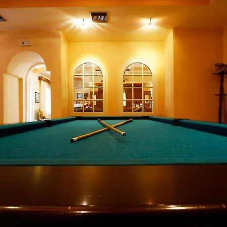 Bintzan Hotel