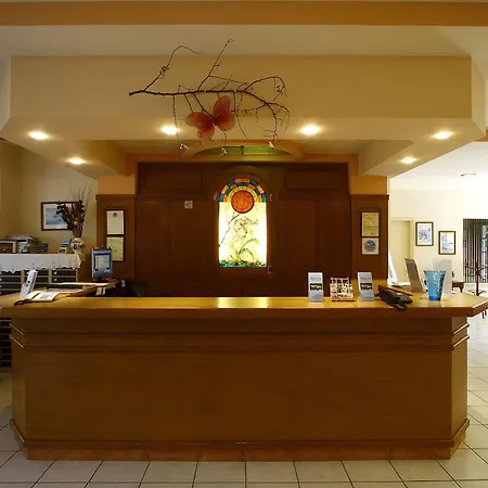 Bintzan Hotel